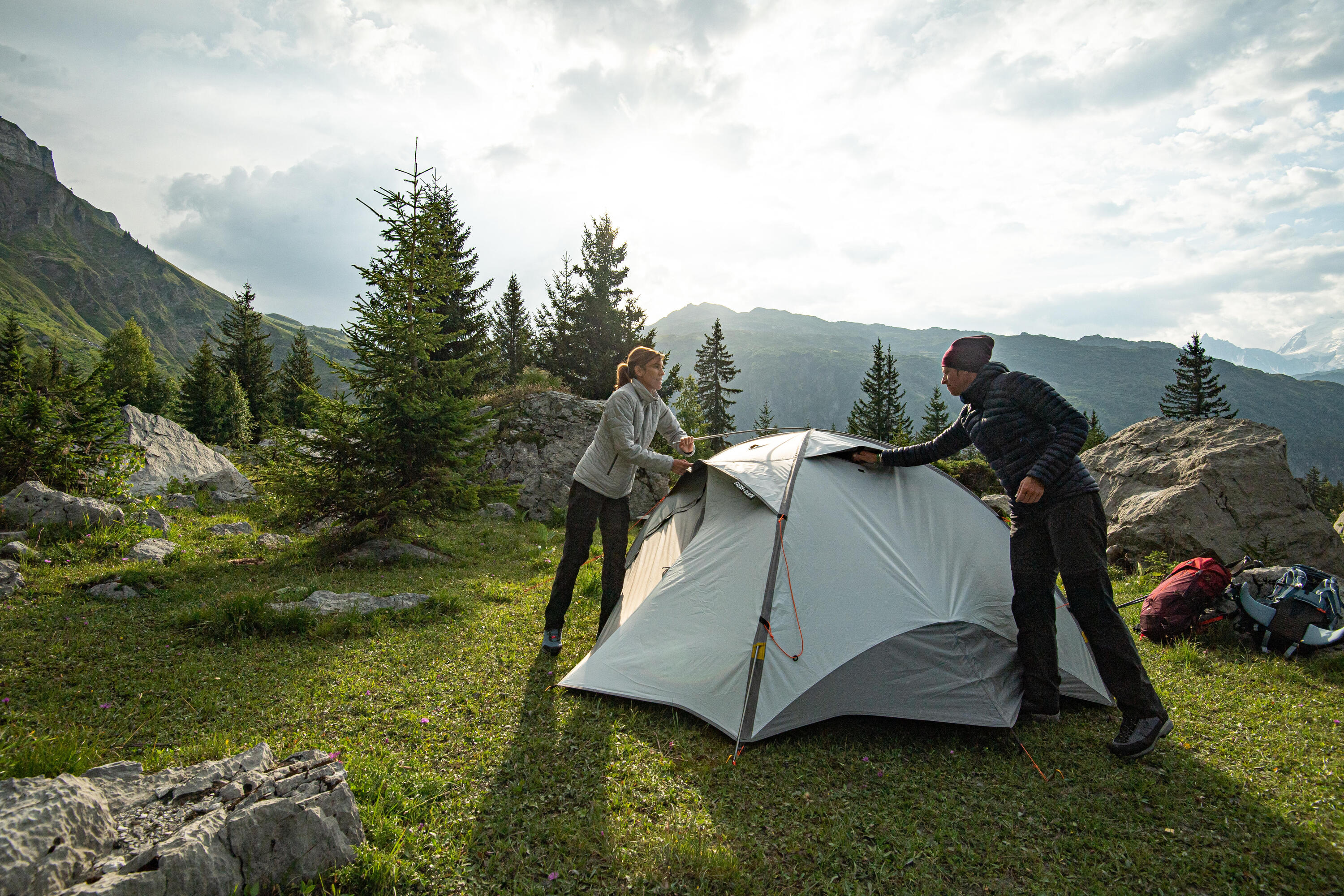 Namiot trekkingowy kopułowy Forclaz MT500 Fresh&Black dla 3 osób 19/21