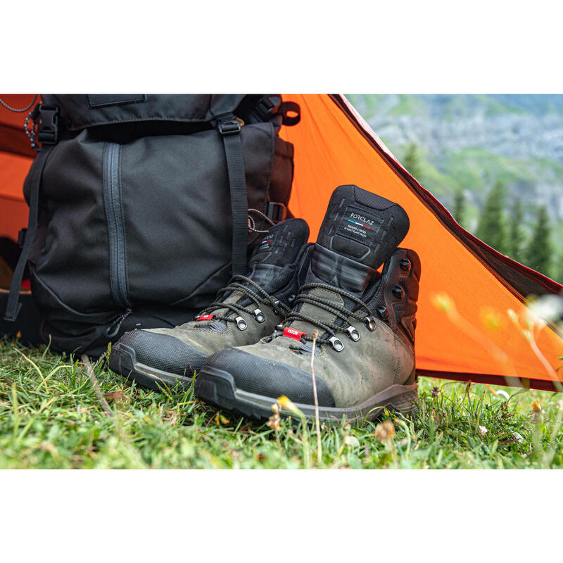 Trekkingschuhe Herren Leder hoch breit wasserdicht Bergwandern - MT100 