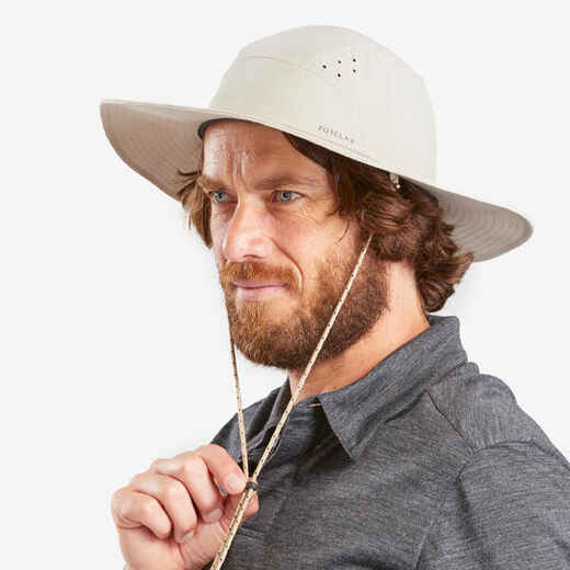 
      Sombrero de trekking anti-UV beige para hombre MT500
  