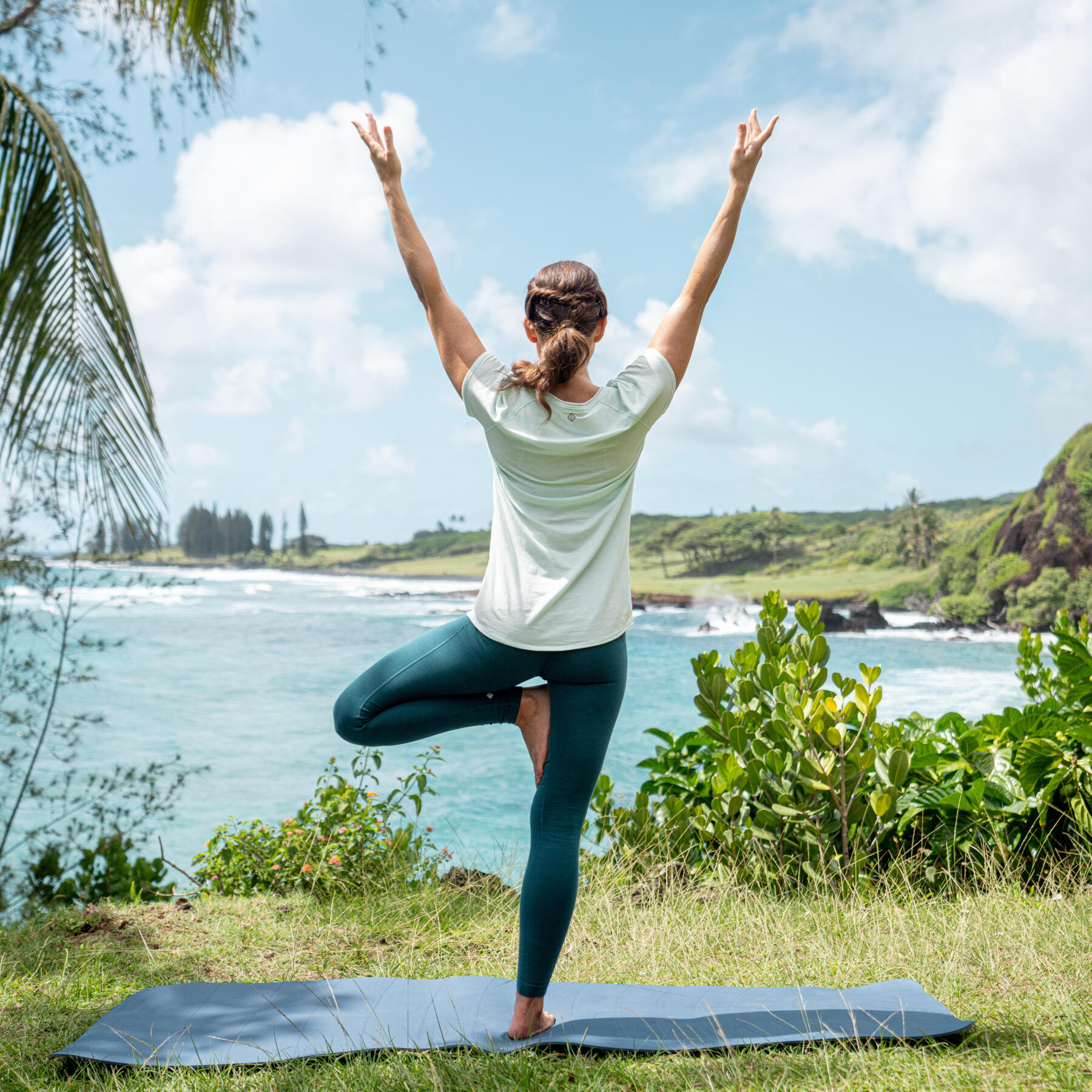 As 10 Poses de Yoga em Pé (Asanas) para Melhorar o Equilíbrio