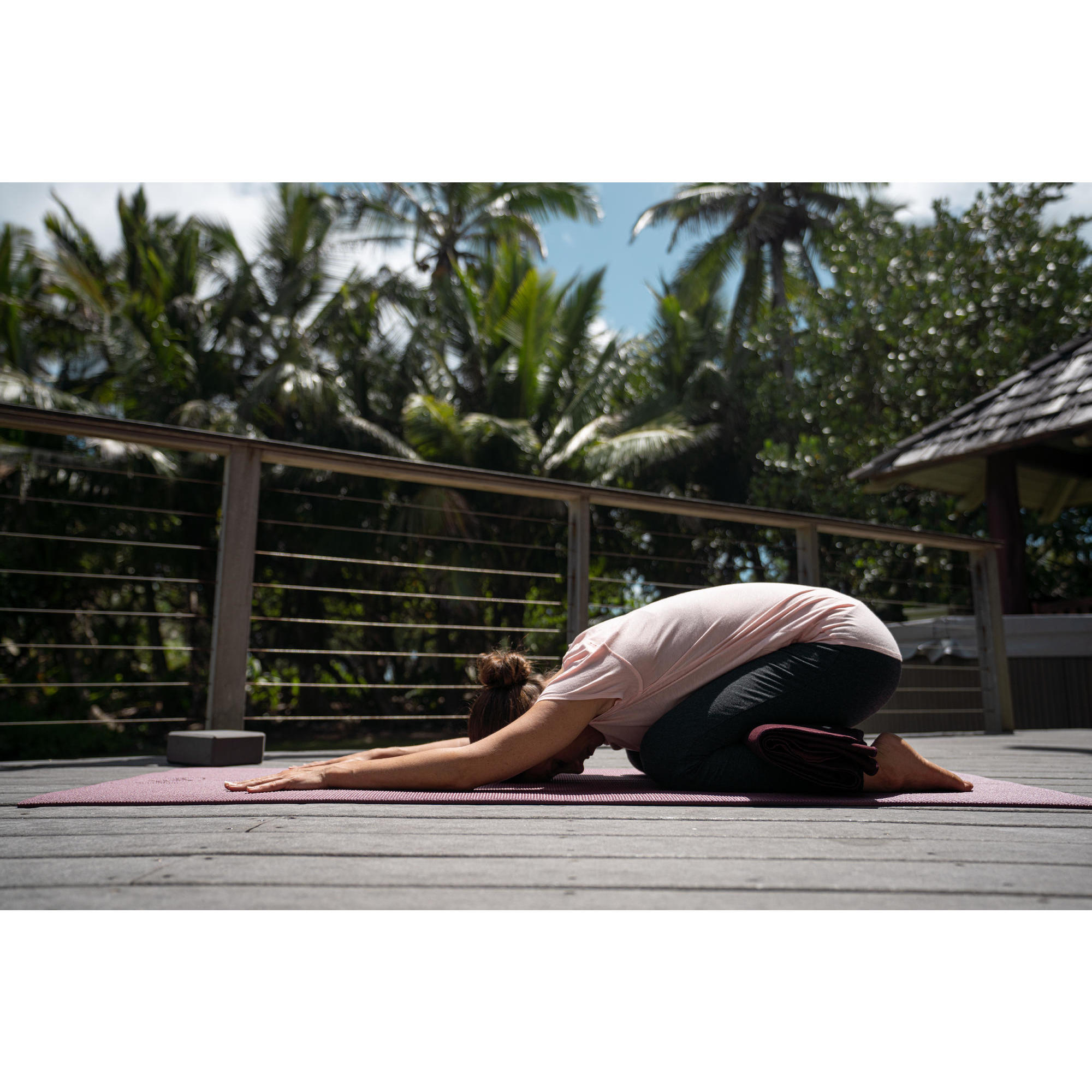 КОВРИК ДЛЯ МЯГКОЙ ЙОГИ 8 ММ БОРДОВЫЙ CONFORT KIMJALY