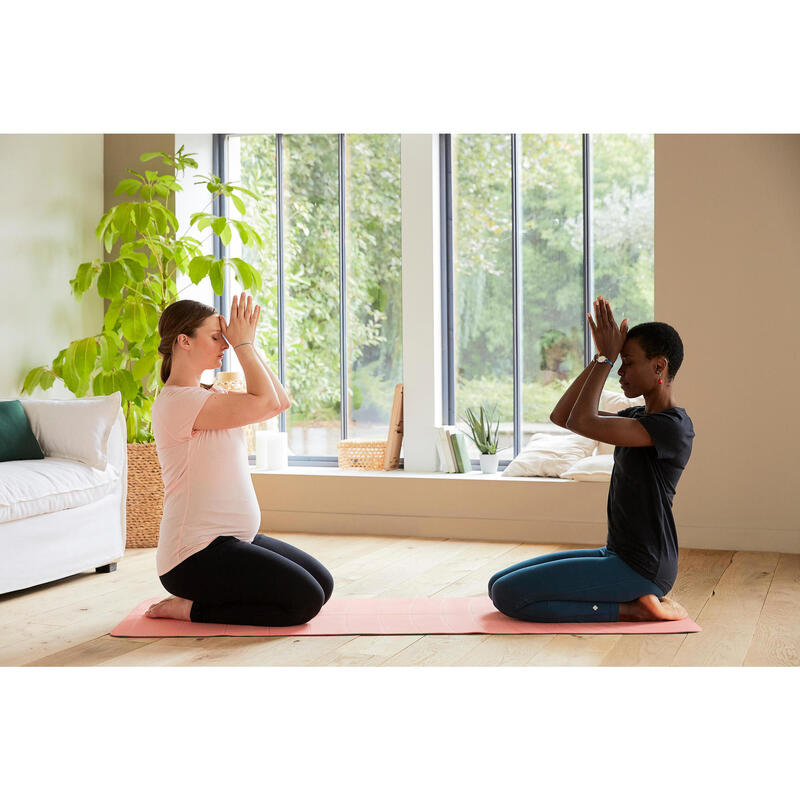 Découvrez le yoga prénatal