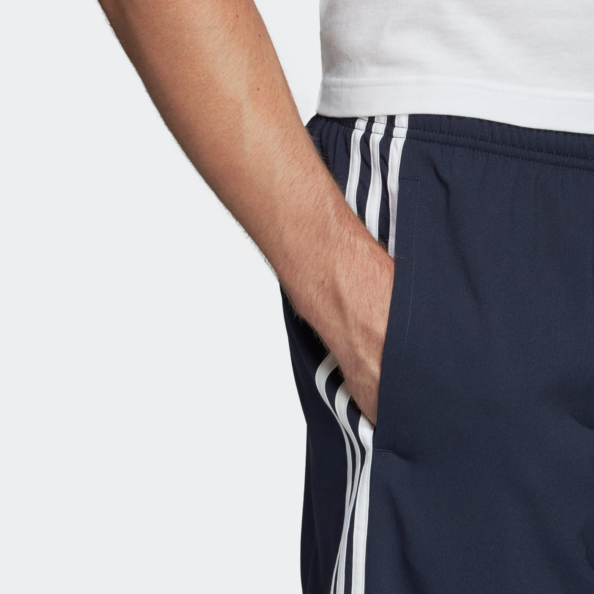 short adidas fitness
