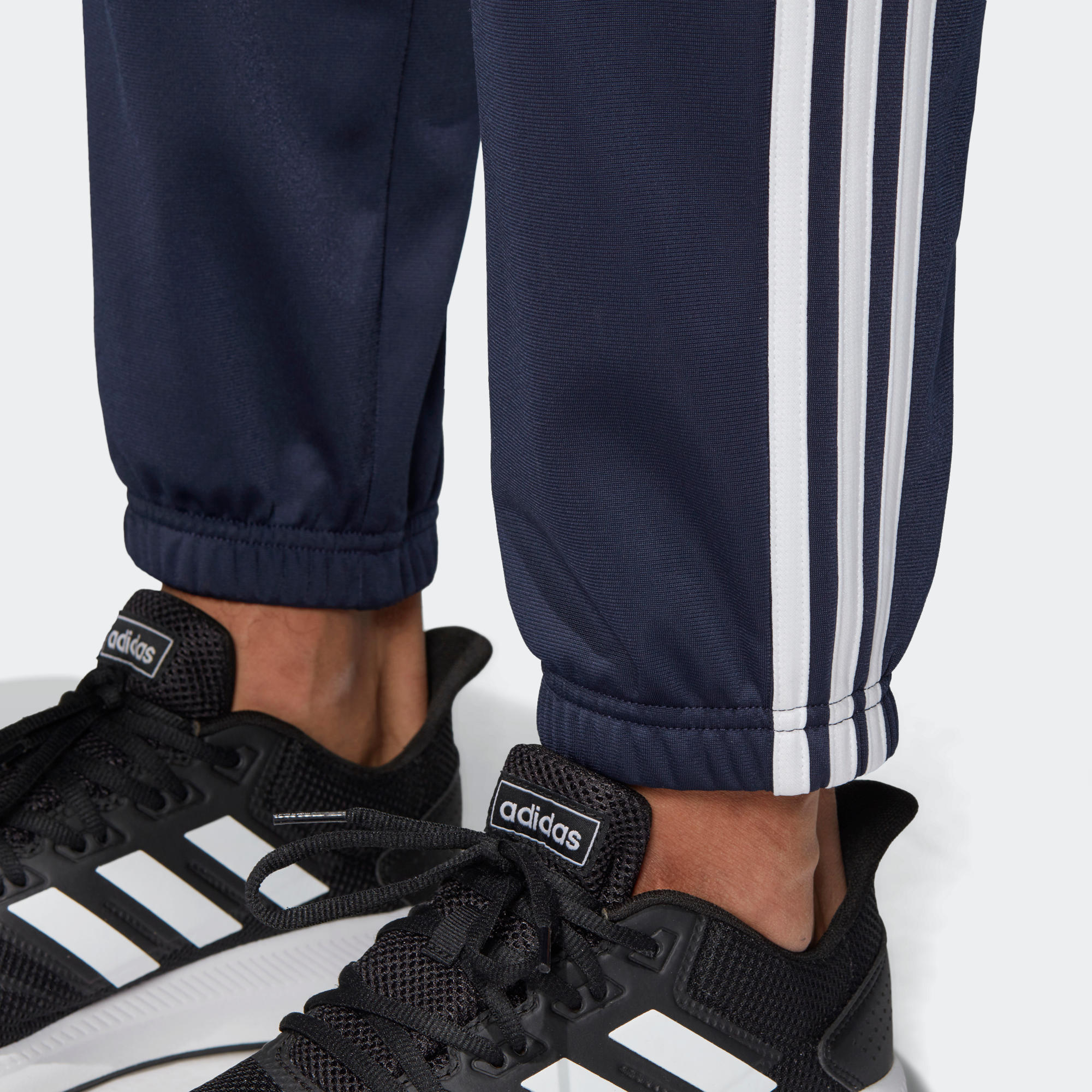 adidas trainingsanzug herren neue kollektion