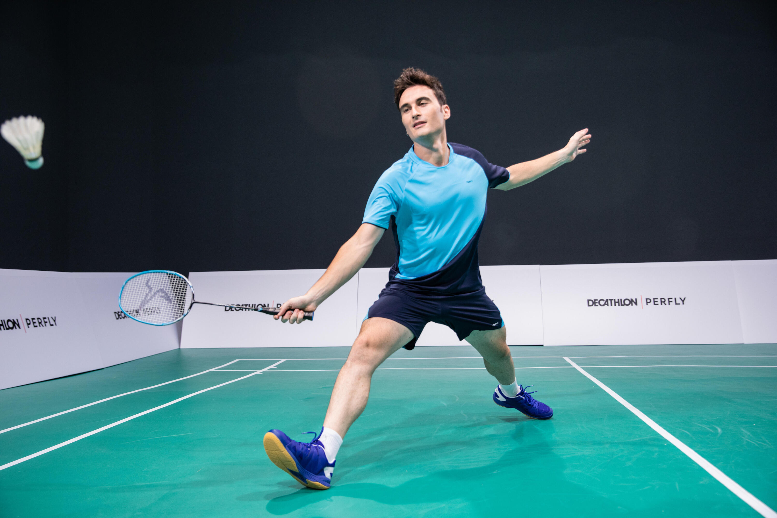 PÁNSKÉ BADMINTONOVÉ BOTY BS530 MODRÉ 27/29