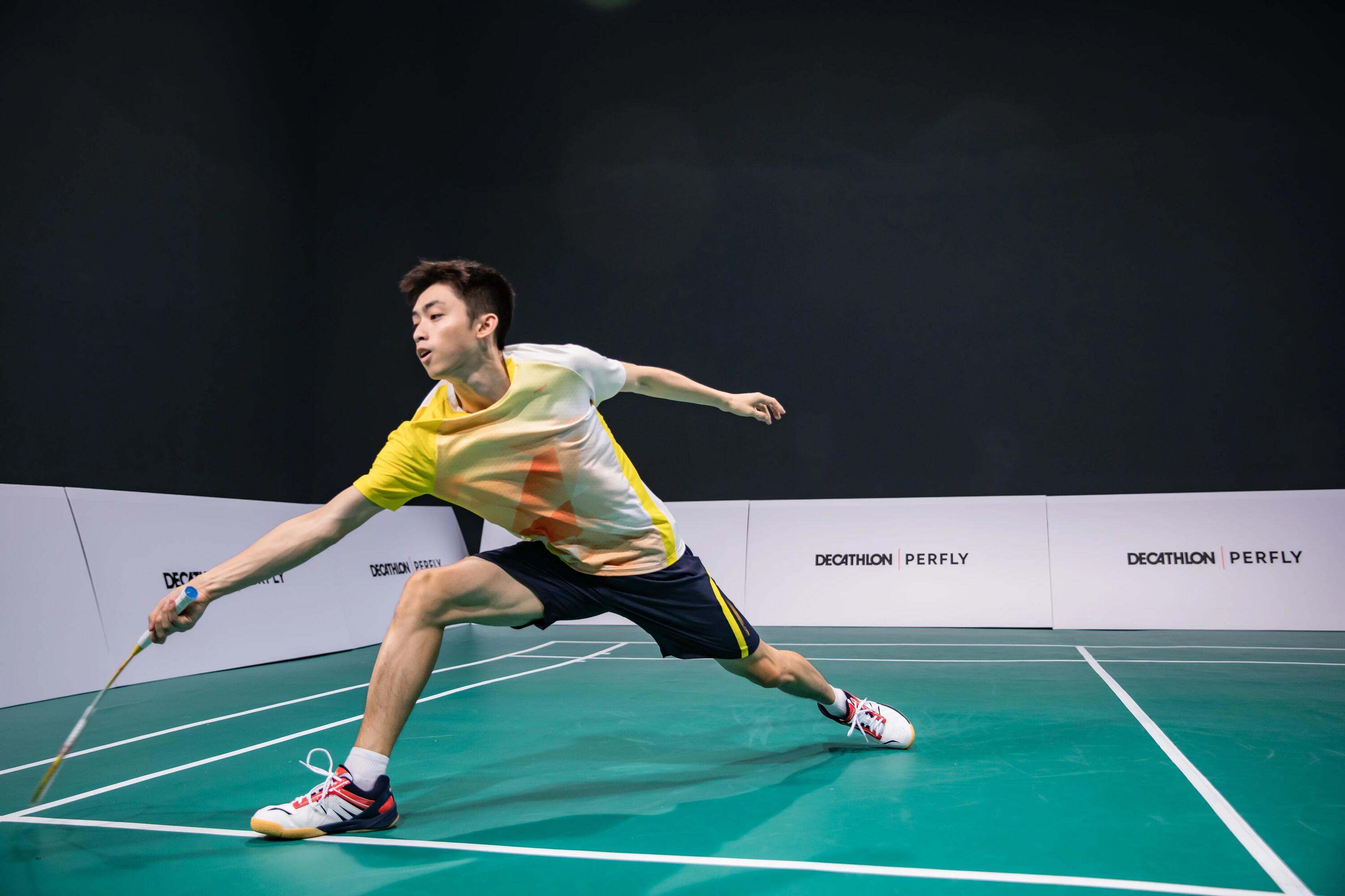 MEN BADMINTON SHOES BS 560 LITE WHITE RED 20/28