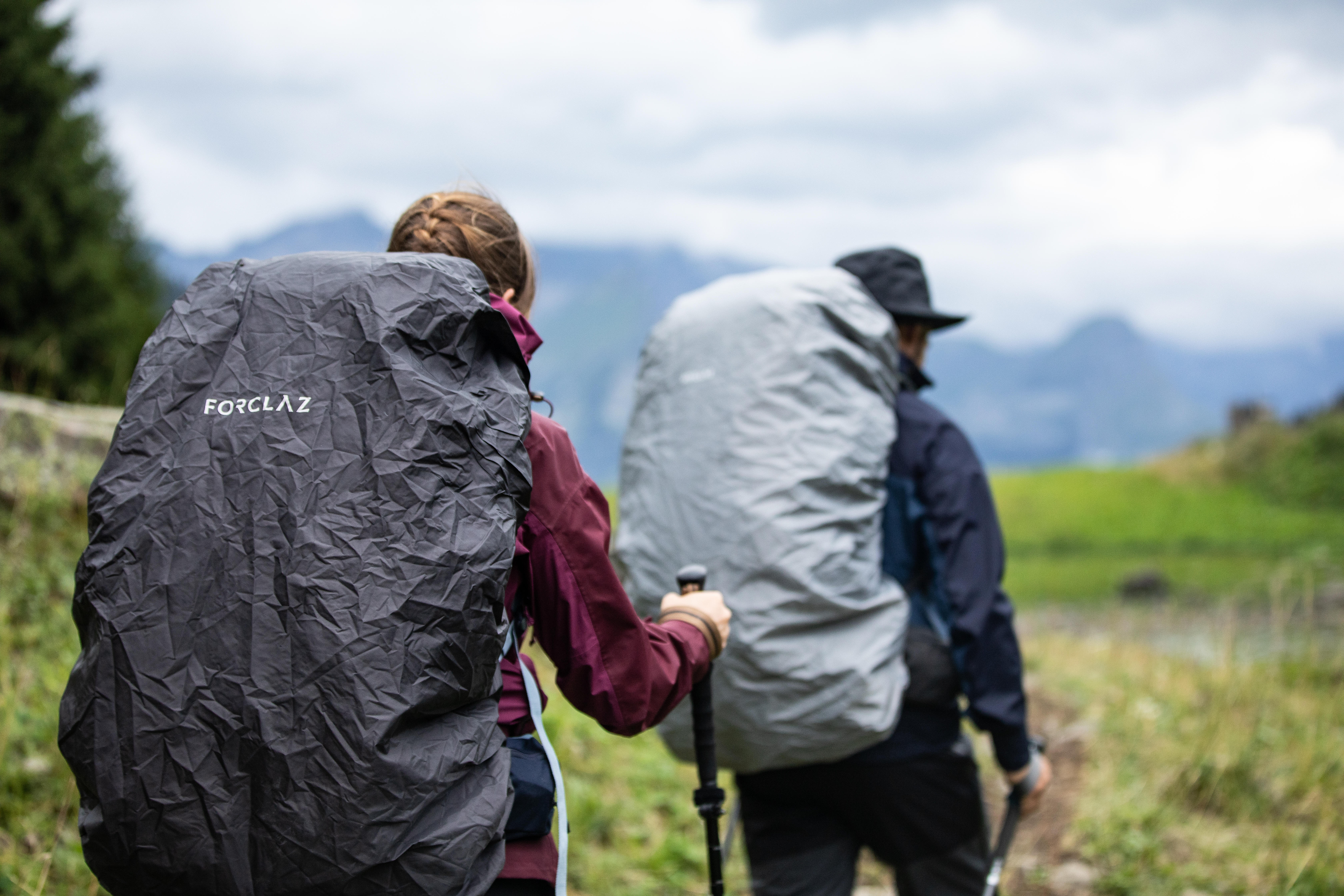 Housse Sac à Dos Imperméable Réfléchissante 70L, Anti-Poussière, Anti-Pluie  Couverture en Facile à Transporter pour Sac à Dos pour Camping Randonnée