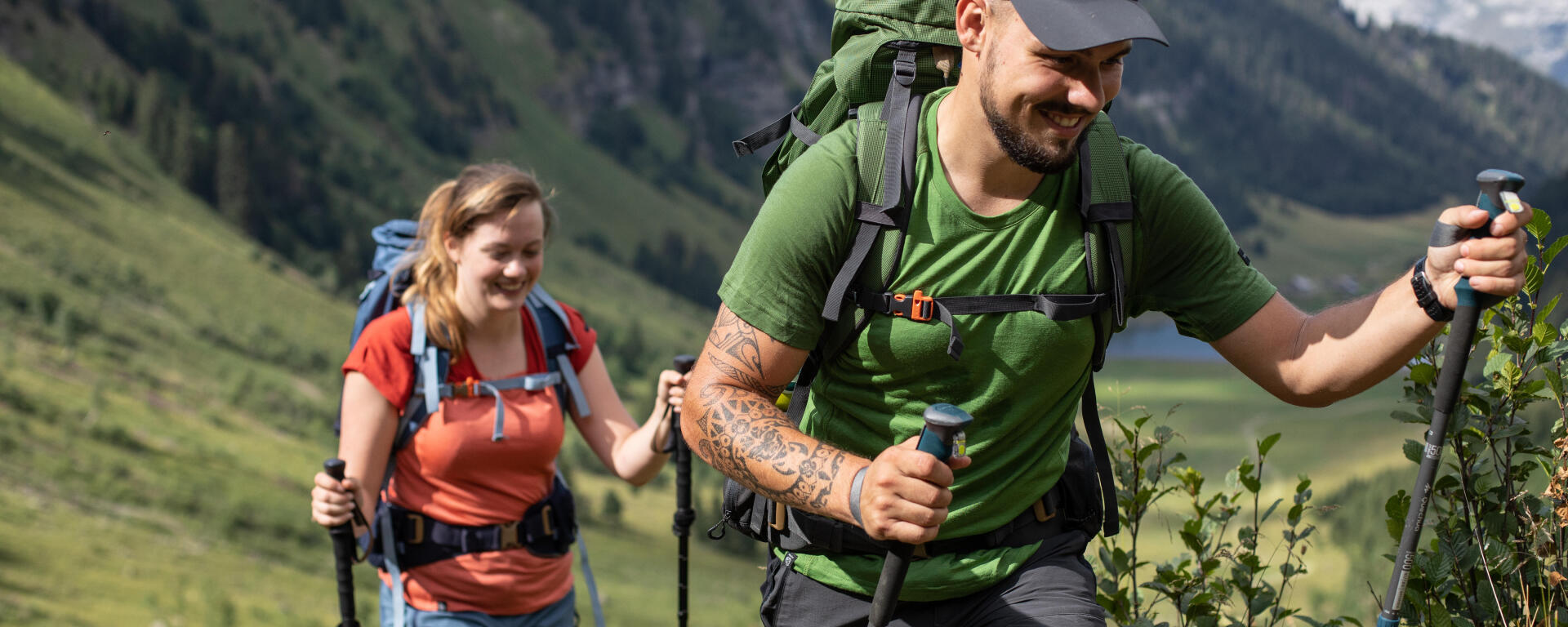 Come scegliere una t-shirt da montagna e trekking | DEACTHLON