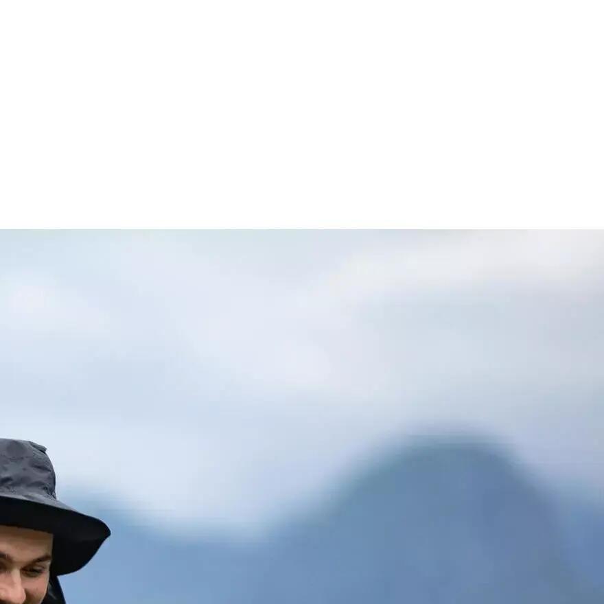 Trekking Waterproof Hat MT900 - dark grey