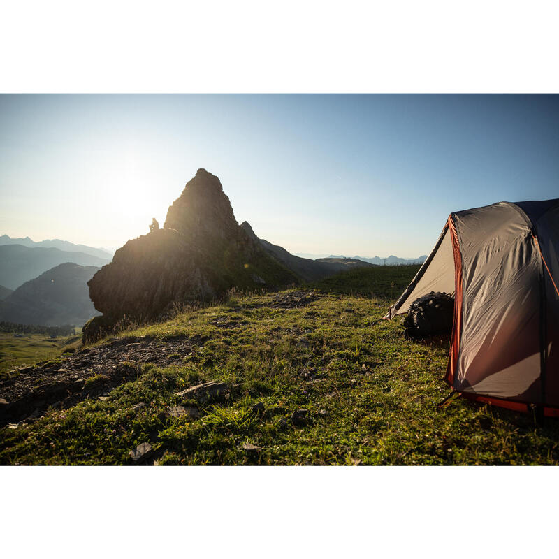 Eenpersoons koepeltent voor trekking MT900 grijs