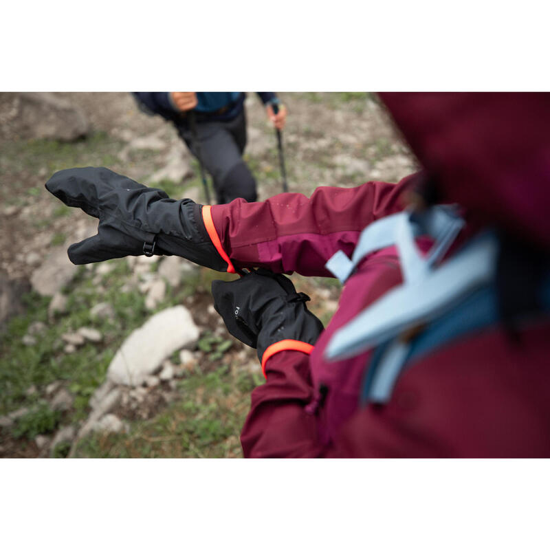 Überziehhandschuhe Erwachsene wasserdicht Trekking - MT500 schwarz 