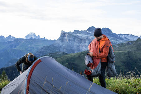 Kantung Tidur Trekking Mummy TREK 900 0°C Bulu- Merah Abu