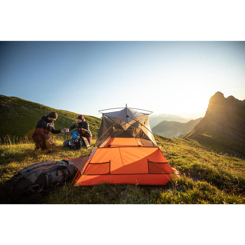 Koepeltent voor trekking MT900 2 personen grijs