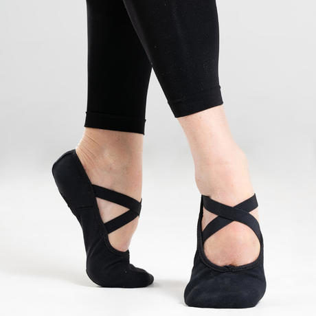 Stretch Canvas Split Sole Demi Pointe Ballet Shoes Size 7 5 To 8 Black Domyos By Decathlon Save big on sports shoes, sports gear & sports equipment. stretch canvas split sole demi pointe ballet shoes size 7 5 to 8 black