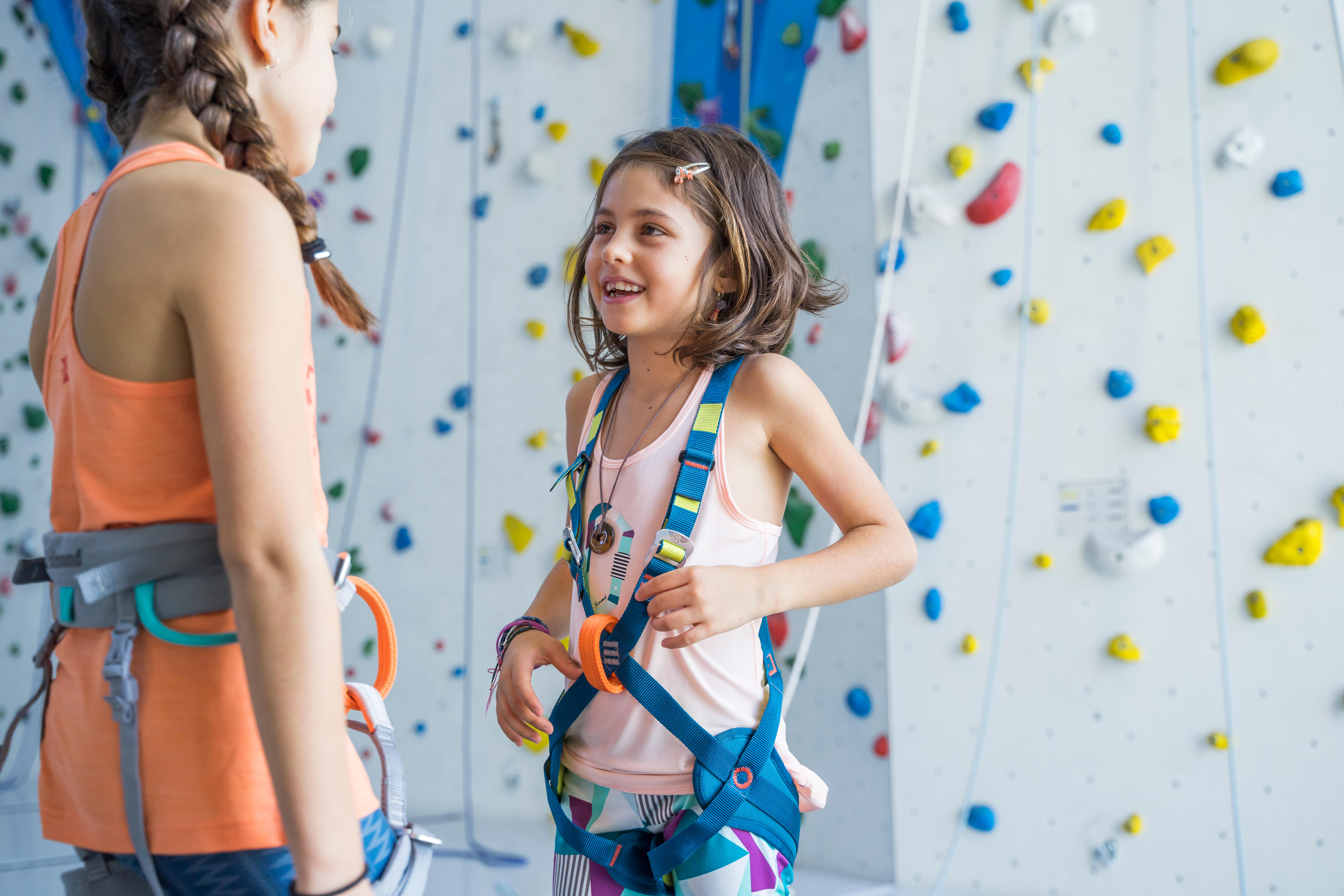 Kids climbing deals harness