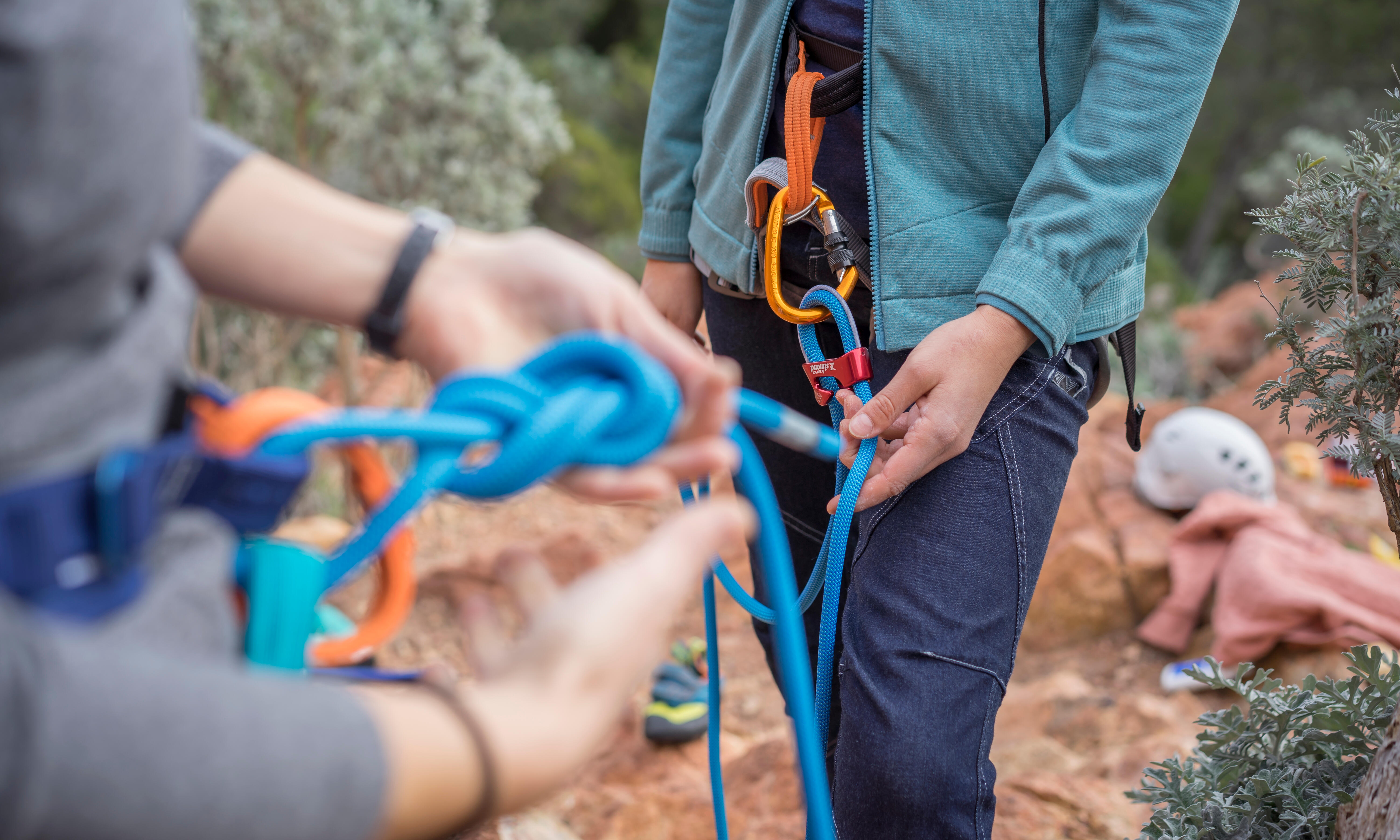 Come Scegliere I Moschettoni Da Arrampicata? | DECATHLON