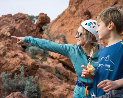 Via Ferrata mit Kindern: Klettersteigset, Sicherung und Verhalten am Klettersteig