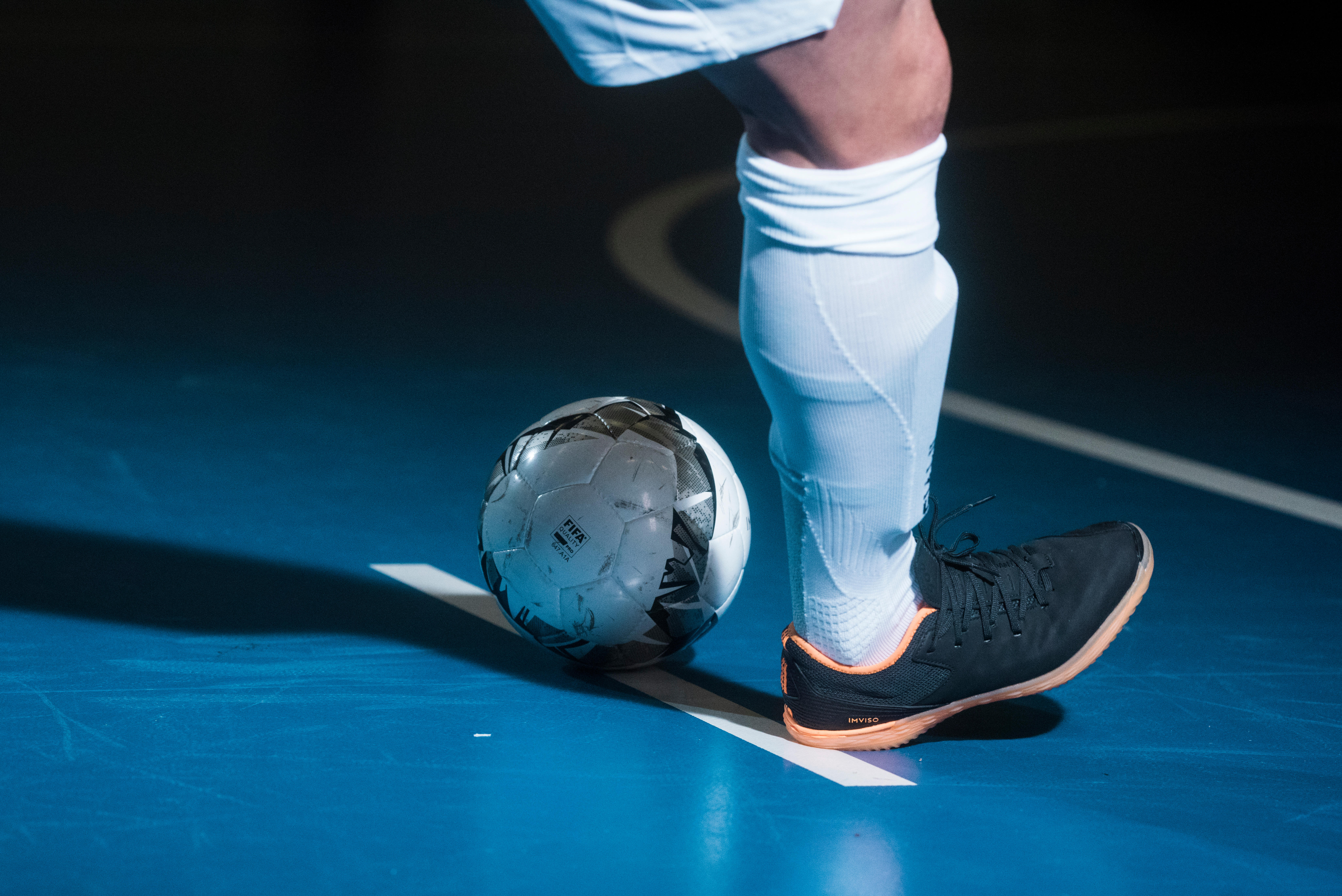 IMVISO Futsalová obuv Eskudo 900 čierna 40 · záber 3