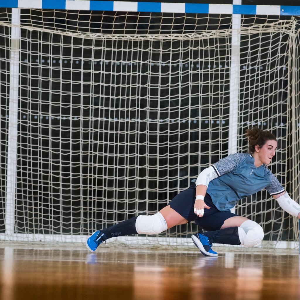MAJICA KRATKIH RUKAVA ZA FUTSAL ŽENSKA TAMNOPLAVA