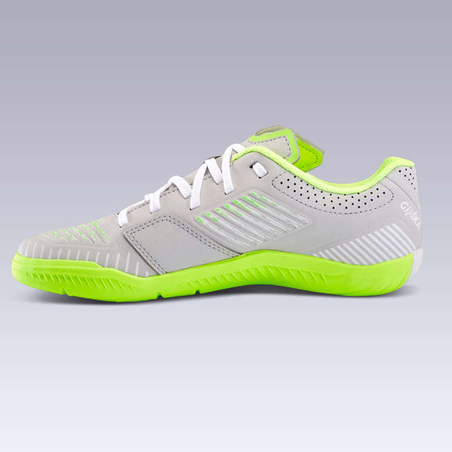 kids futsal shoes