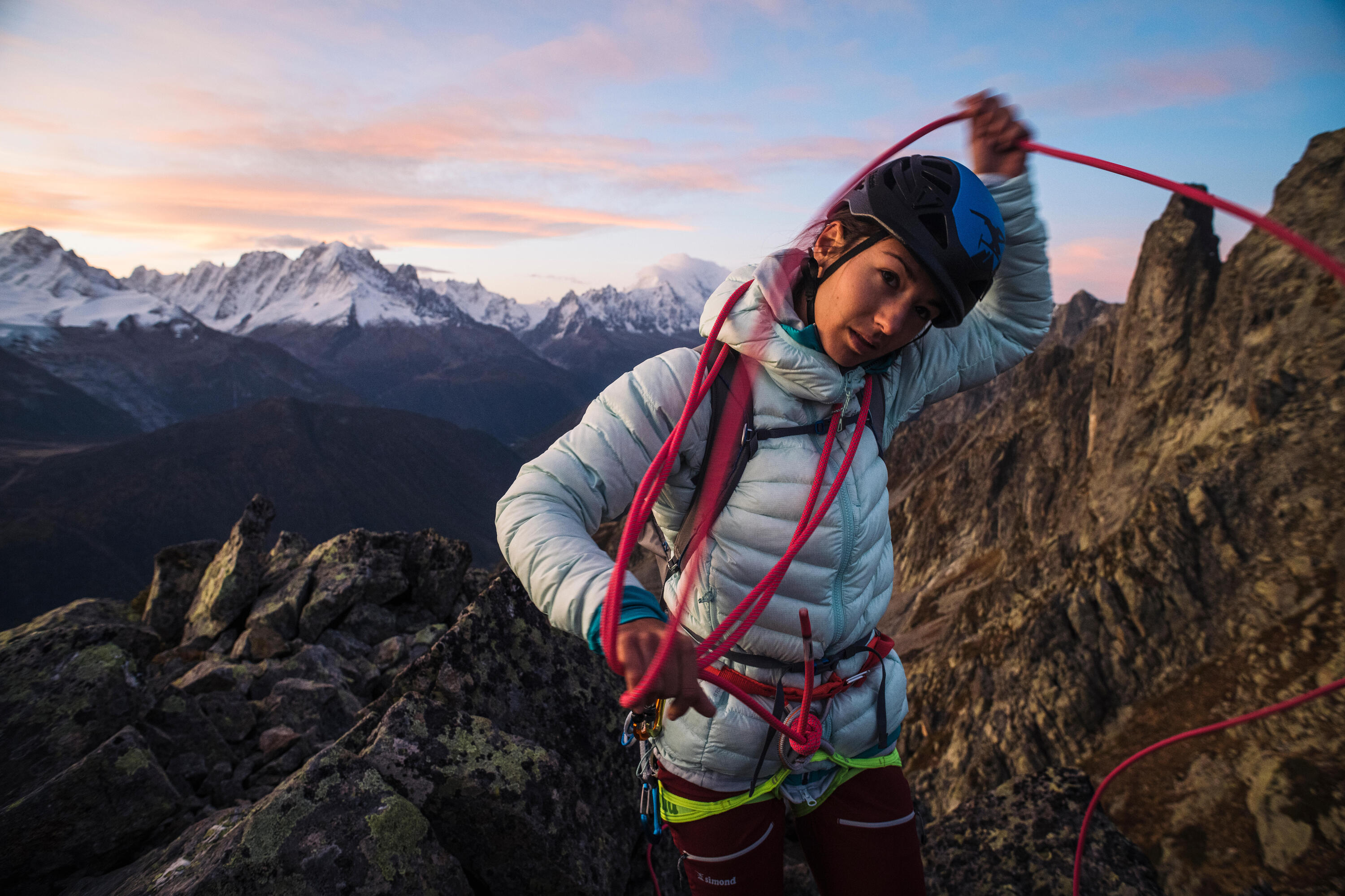 Women's Mountaineering Down Jacket - Alpinism Light Green Blue 4/13