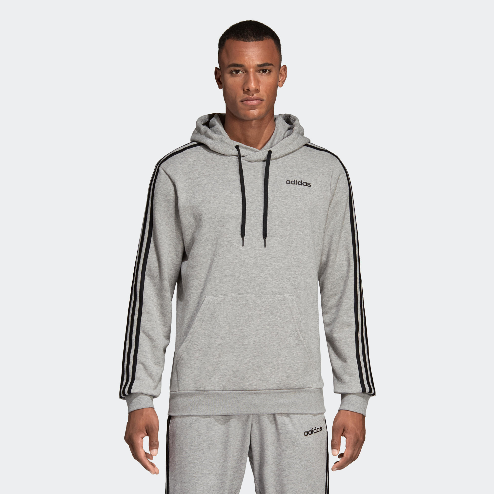 sweat adidas gris et blanc