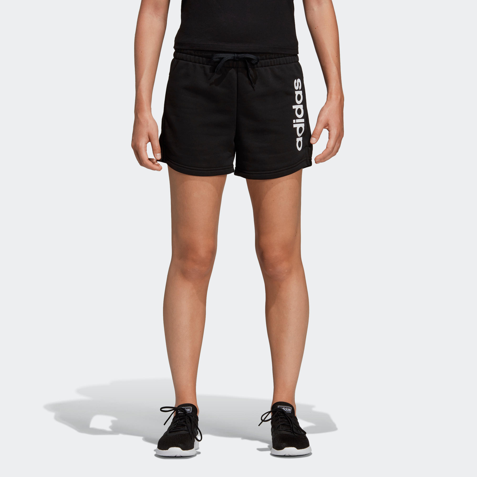 Short Adidas mujer negro estampado Adidas | Decathlon