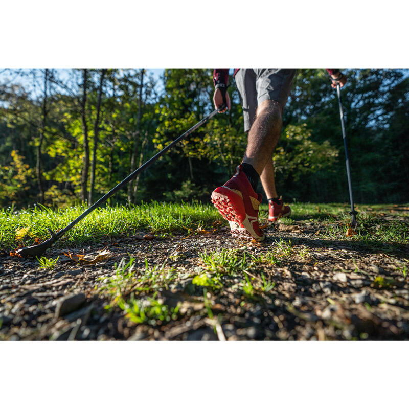 Boty na nordic walking NW500 prodyšné červené