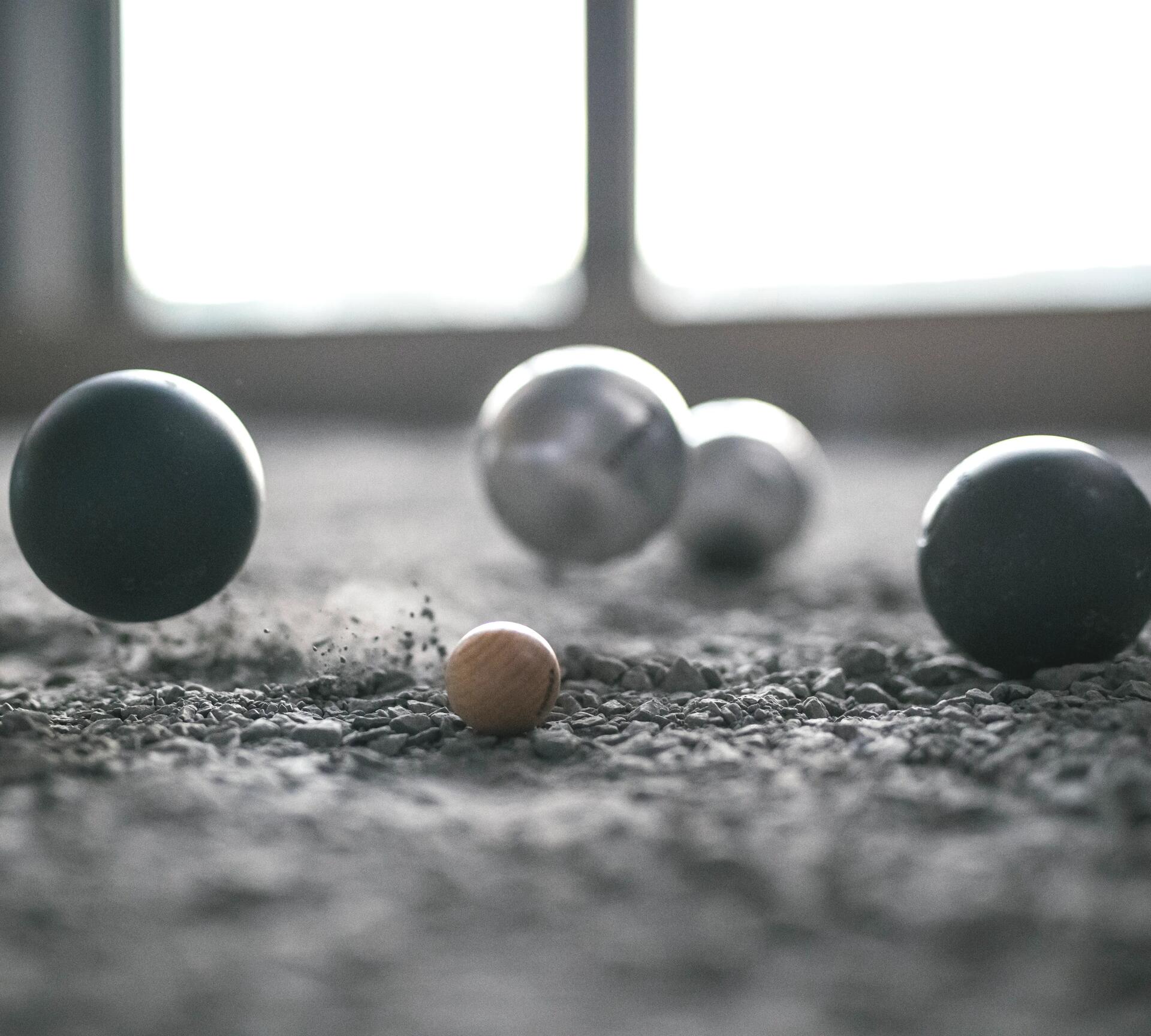 Comment choisir ses boules de pétanque ?