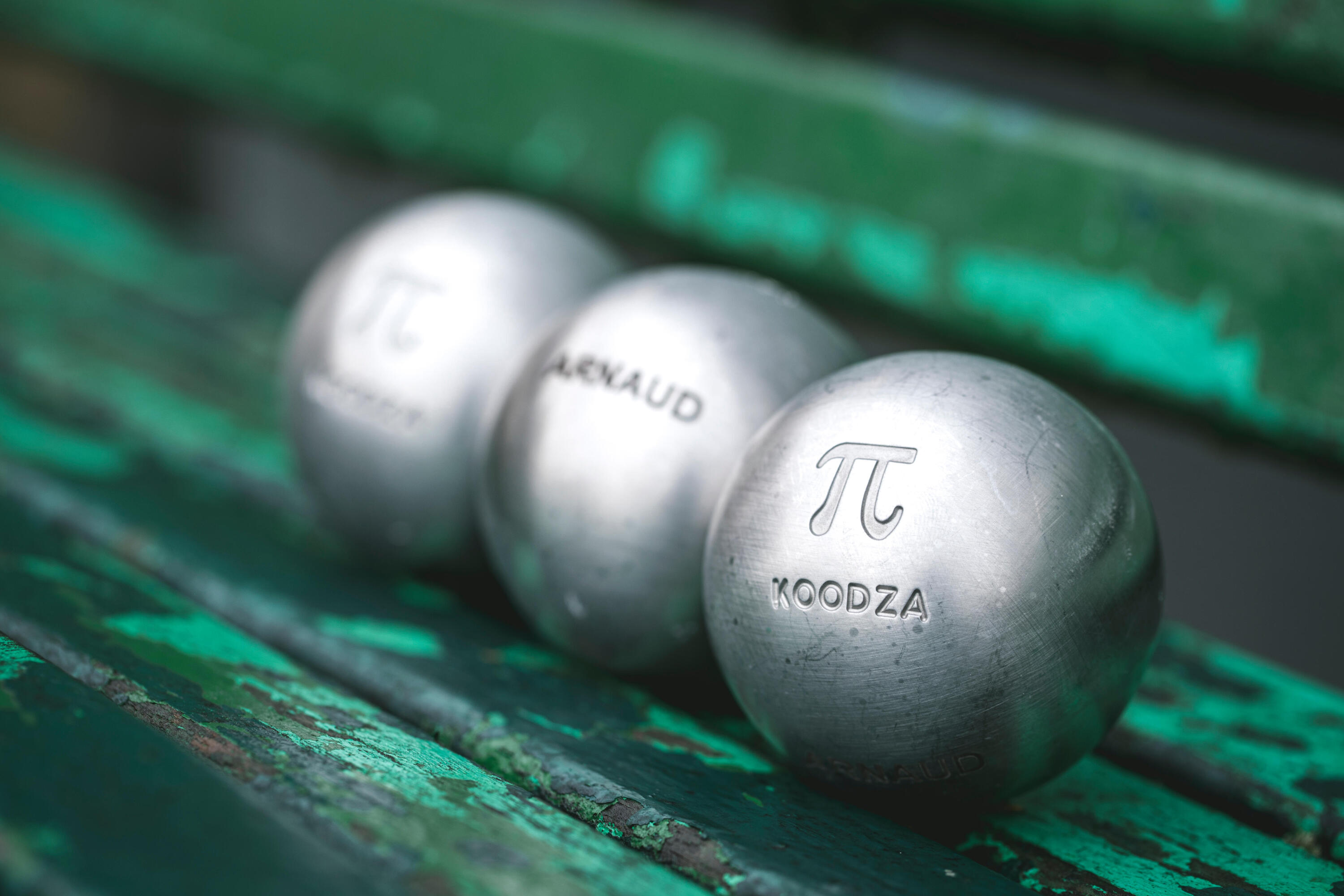 Polotvrdé turnajové koule na pétanque z nerezové ocele 3 ks 16/16