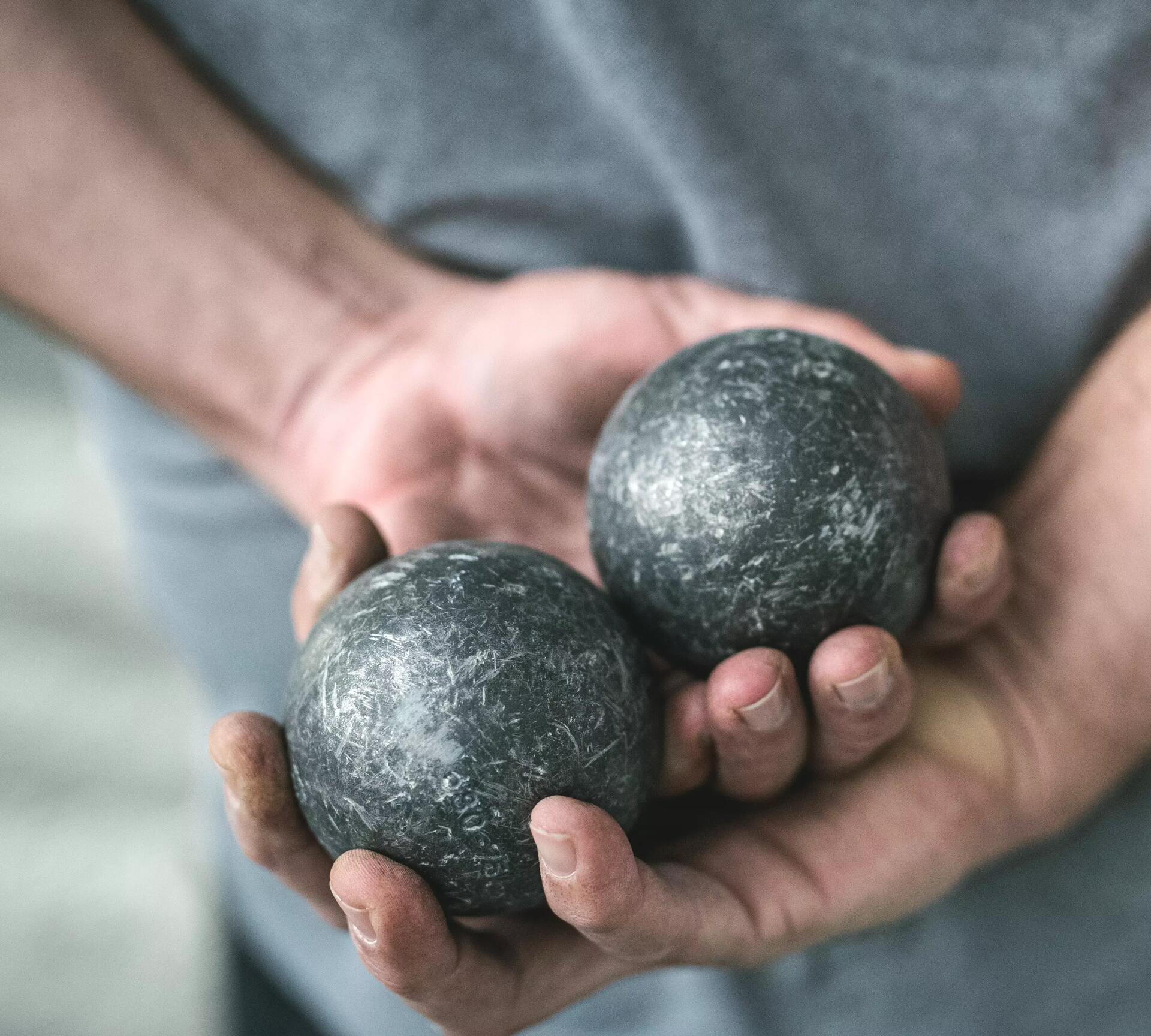 Comment choisir ses boules de pétanque ?