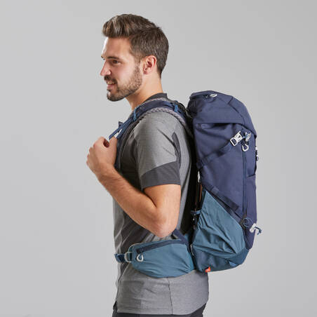 Mountain Walking 30 L Backpack MH500