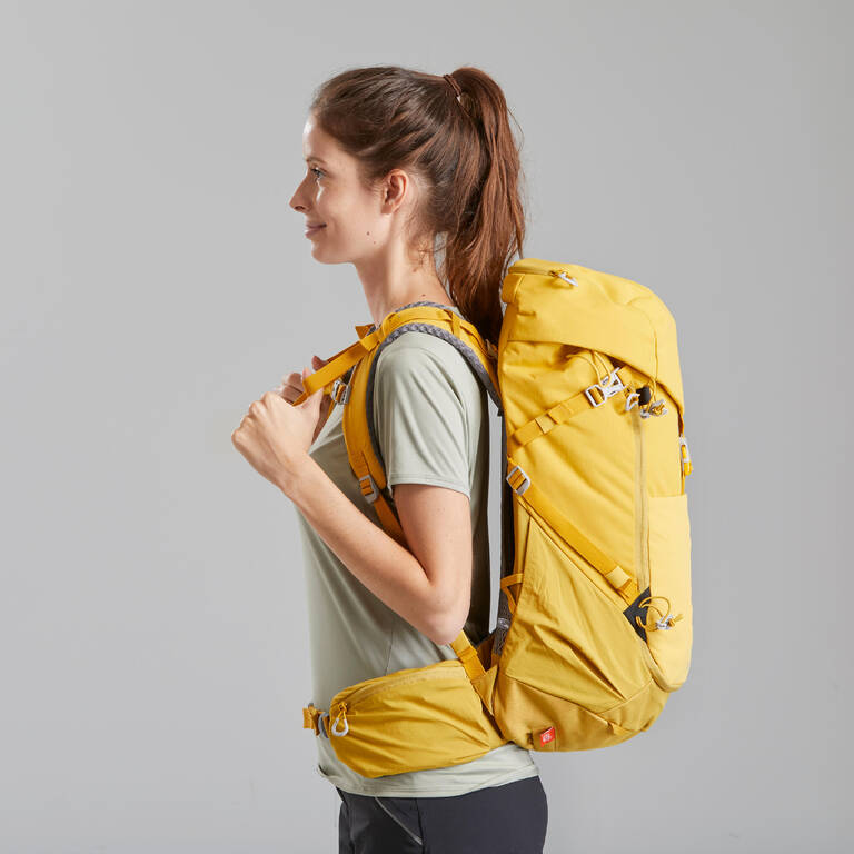 Mountain Walking 30 L Backpack MH500