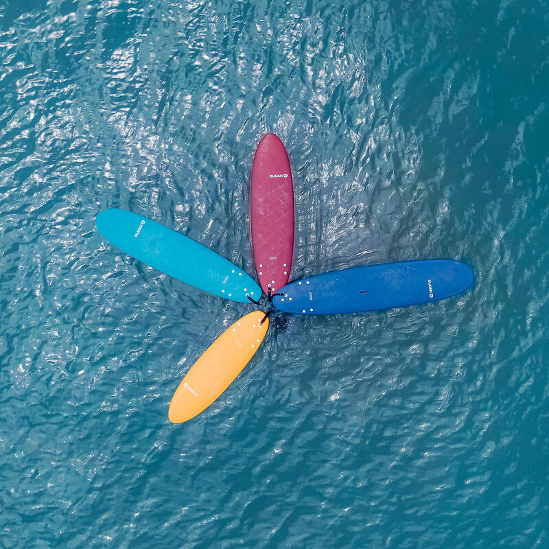 SURF MOUSSE 500 8'6". Livrée avec 1 leash et 3 ailerons.