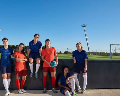 Football féminin : comment s'intégrer dans un collectif 