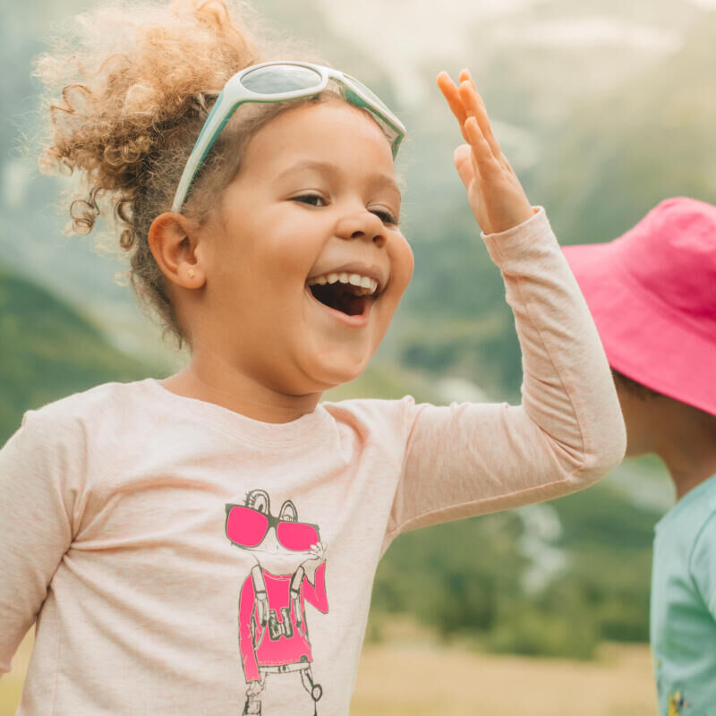 Come scegliere gli occhiali da sole bebè | DECATHLON