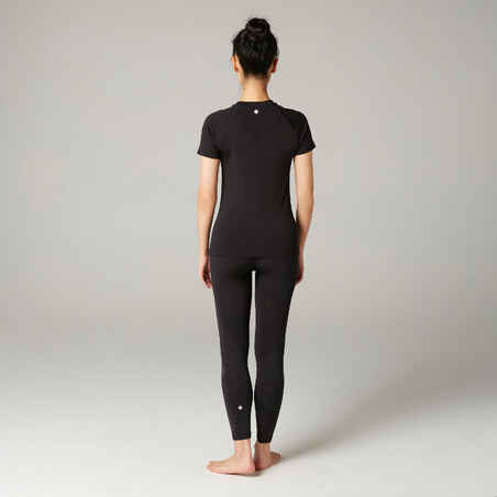 T-Shirt Yoga Slim Wanita - Hitam