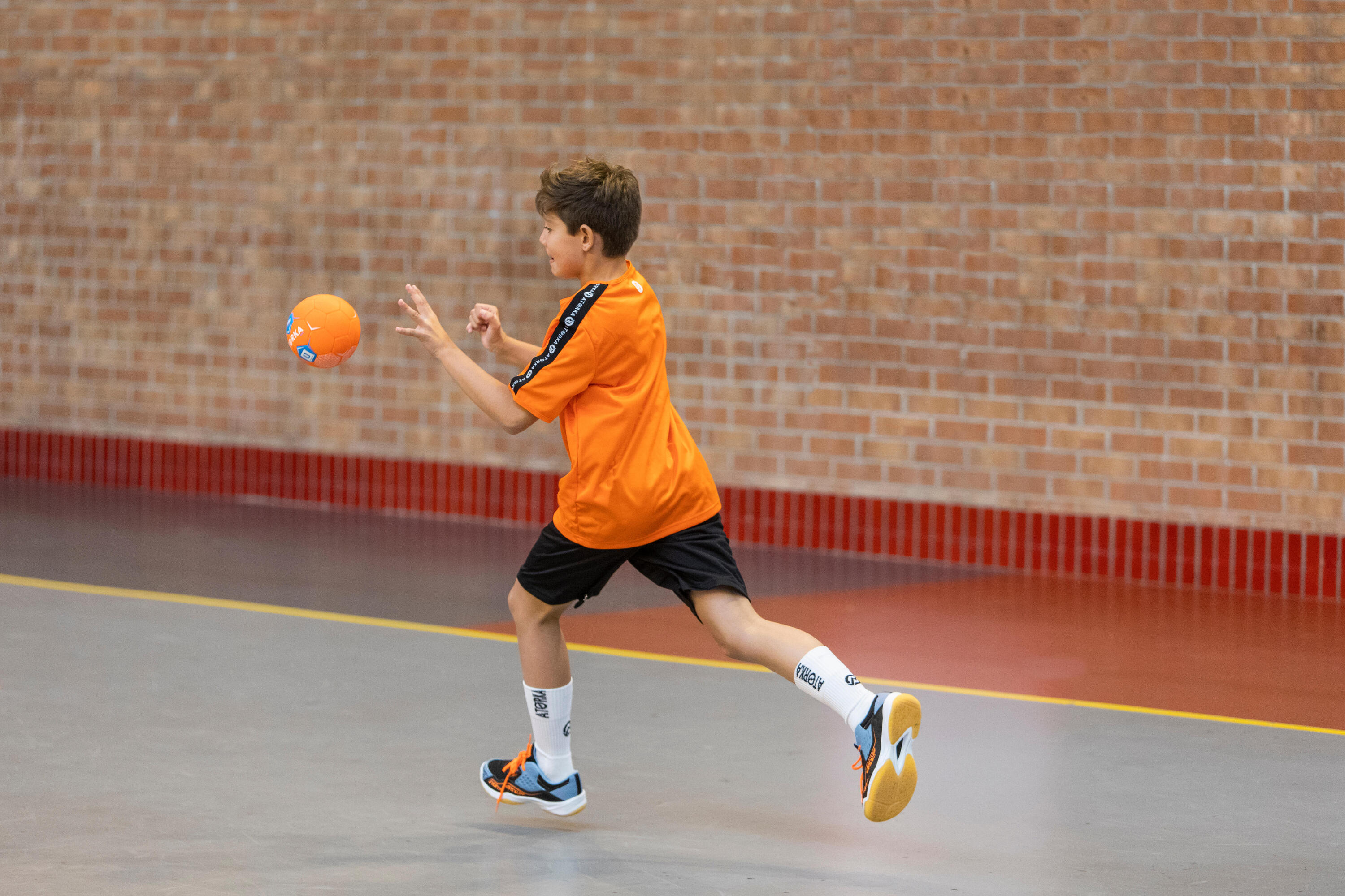 Kids' Handball Soft H100 Size 0 - Orange 8/10
