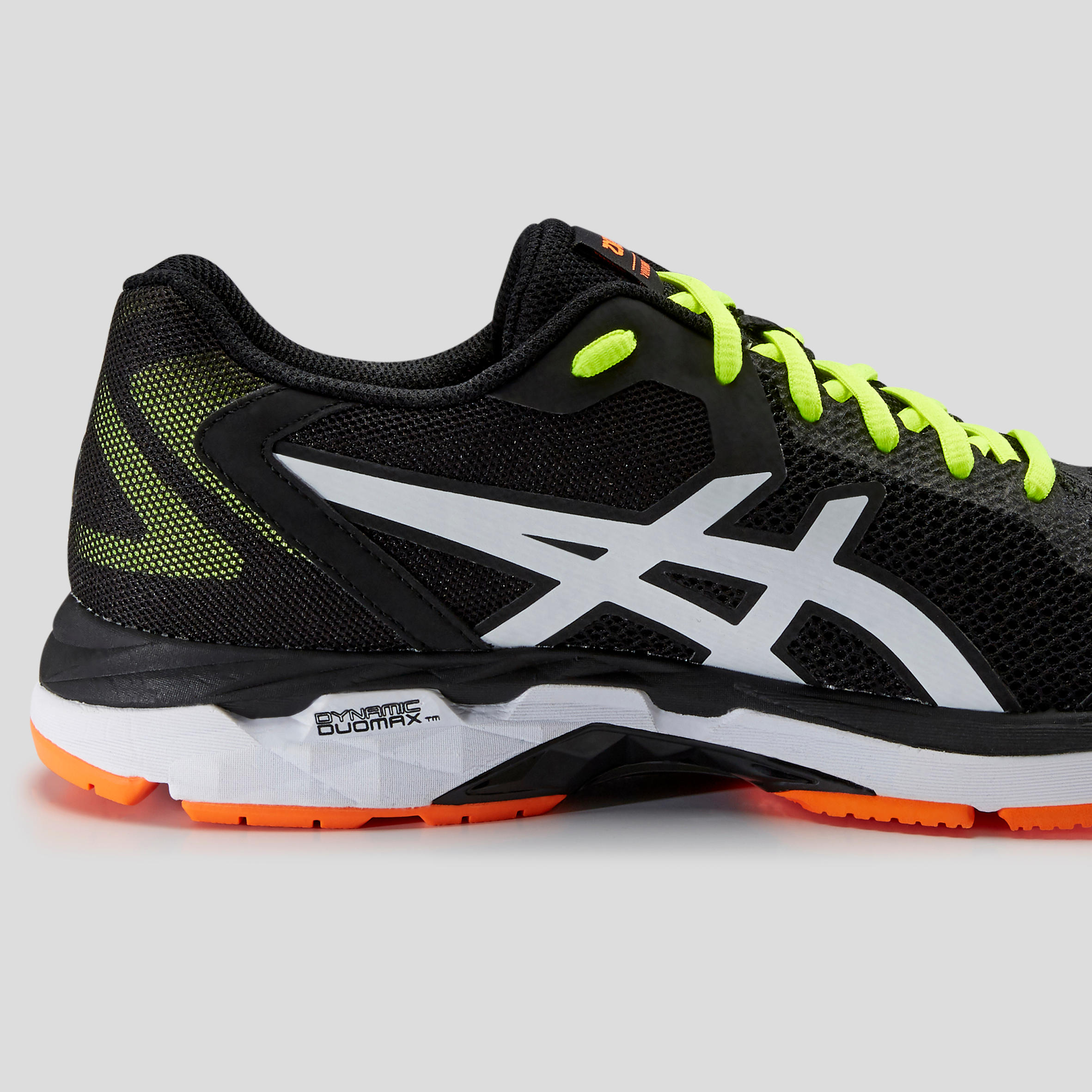 chaussure triathlon asics