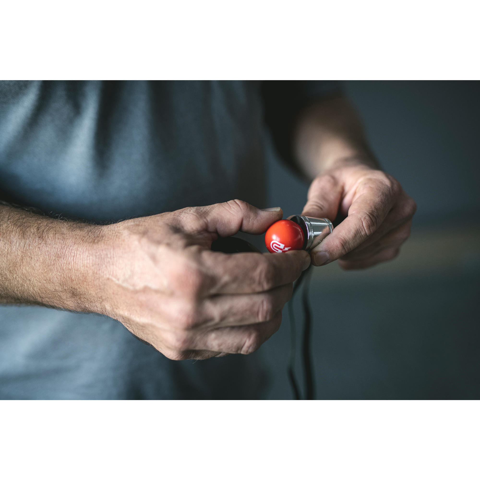 MAGNETIC PETANQUE BALL HOLDER