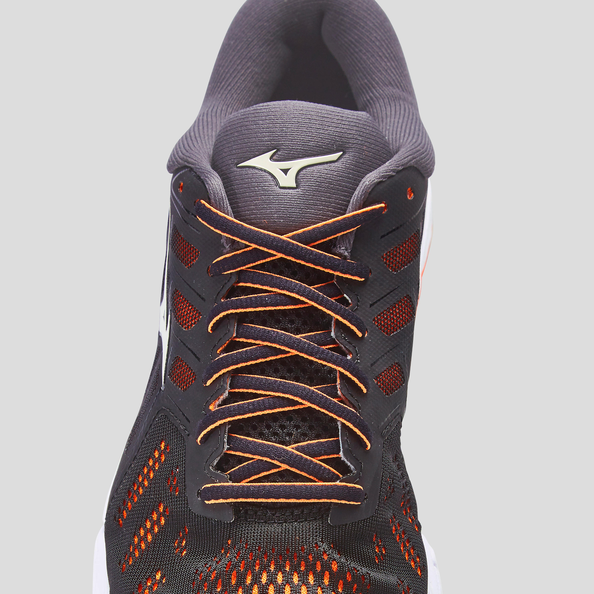 decathlon mizuno wave ultima