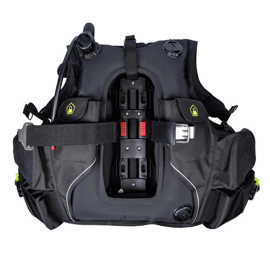 SCD 900 Scuba Diving Buoyancy Compensator