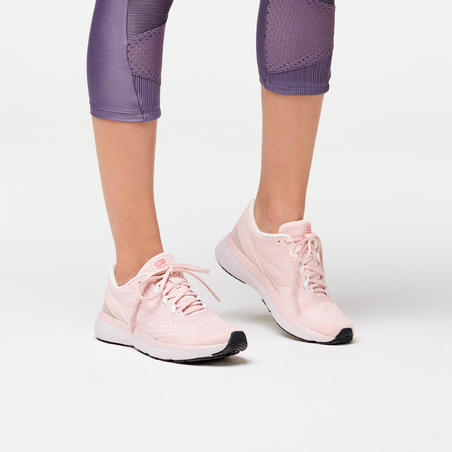 Кроссовки для бега женские бледно-розовые RUN SUPPORT