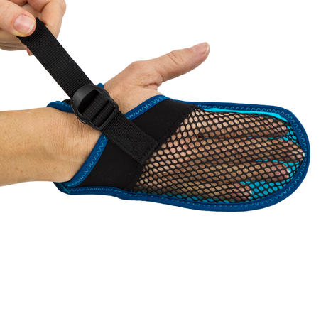 Swimming Gloves Soft 100 - Black Blue