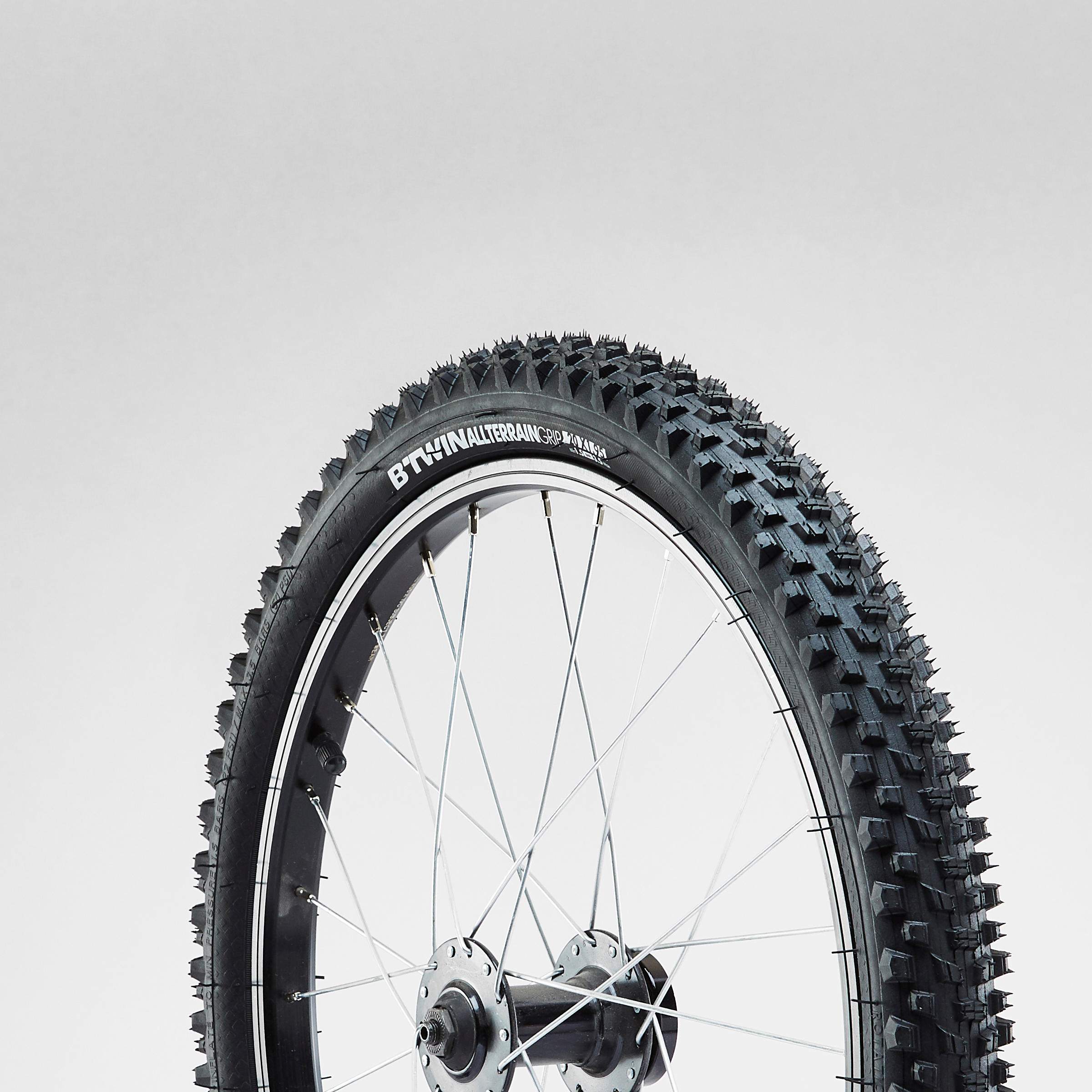 BTWIN CUBIERTA MTB JUNIOR PROTECT+ VARILLAS RÍGIDAS 20x1.95 / ETRTO 47-406