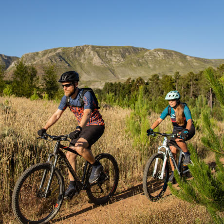 Avec qui pratiquer du VTT Randonnée ? Avec qui pratiquer du VTT Randonnée ?