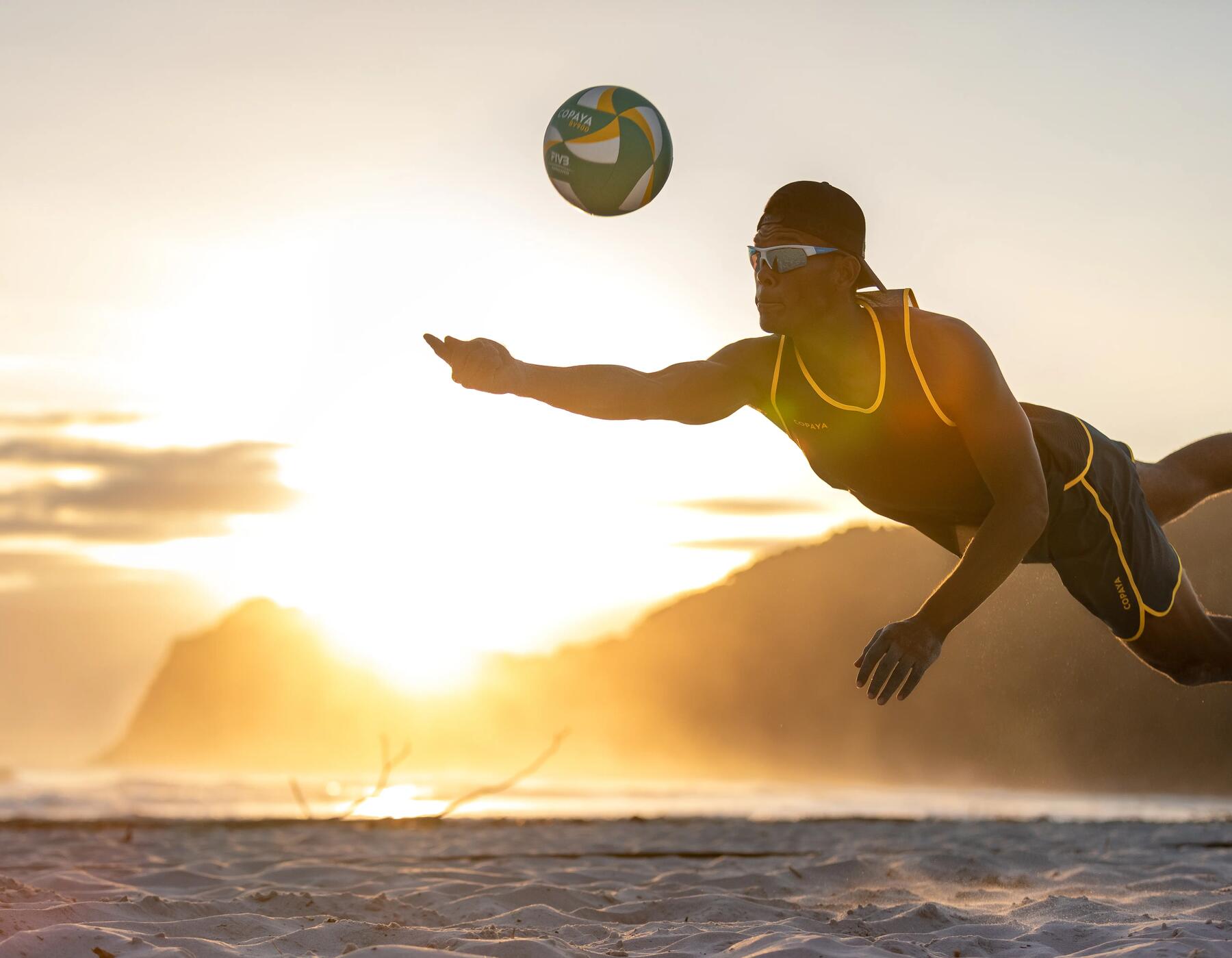 PLAJ VOLEYBOL TOPLARININ NORMAL VOLEYBOL TOPLARINDAN FARKLARI NELERDİR