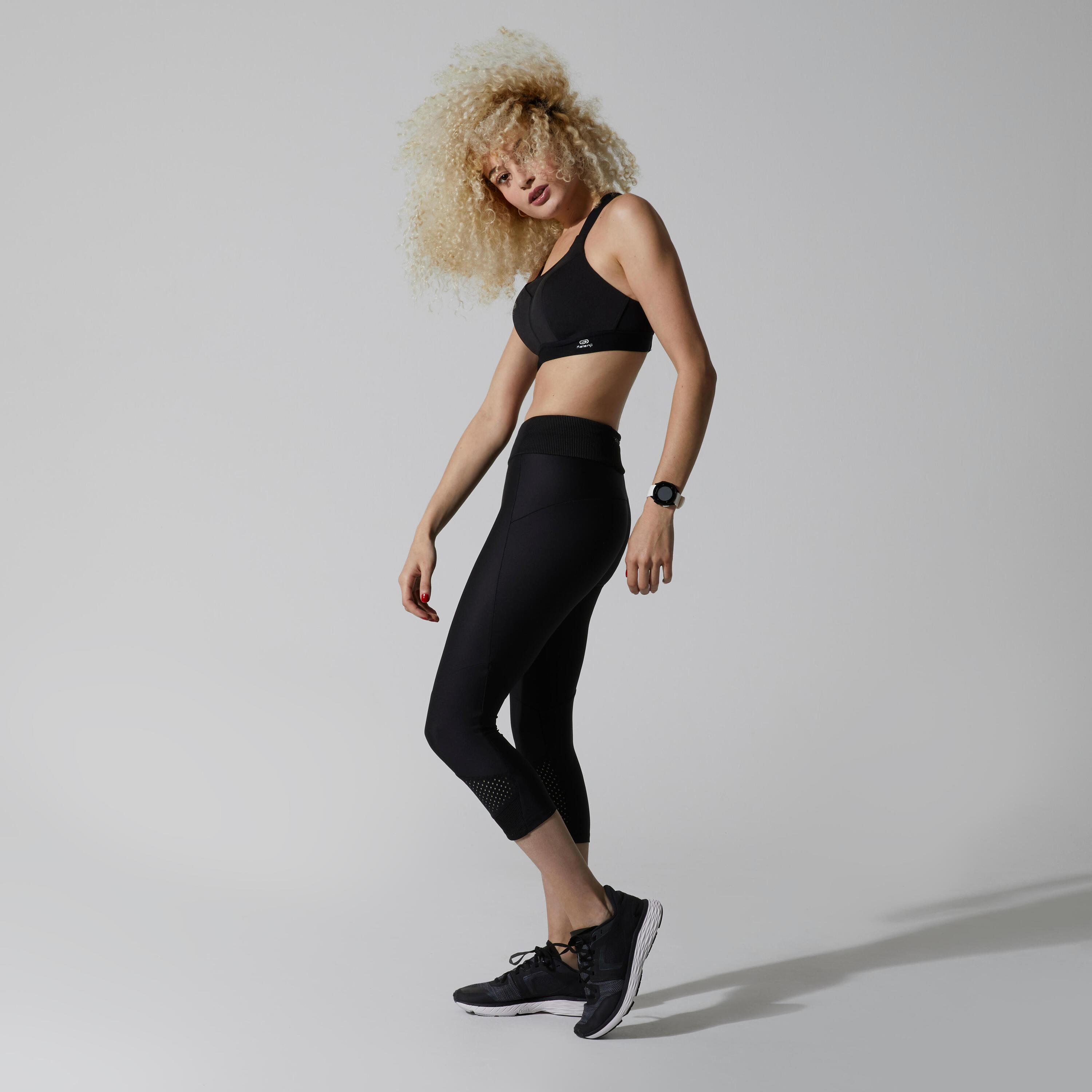 Women's breathable short running leggings Dry+ Feel - black 24/30