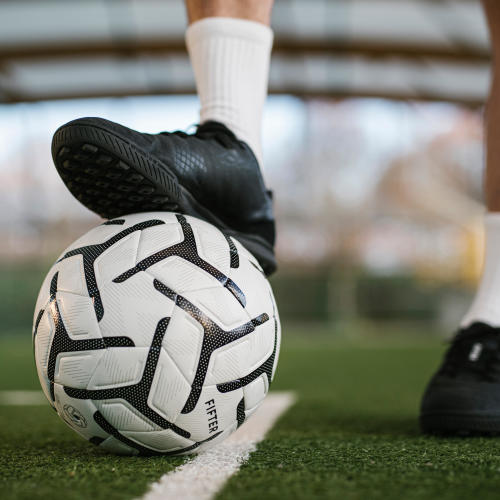 Chaussures et ballon Foot5