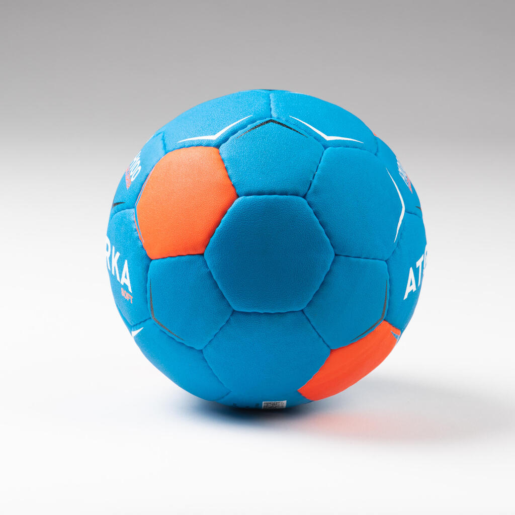 Detská lopta na hádzanú H100 soft veľkosť 1 modro-oranžová